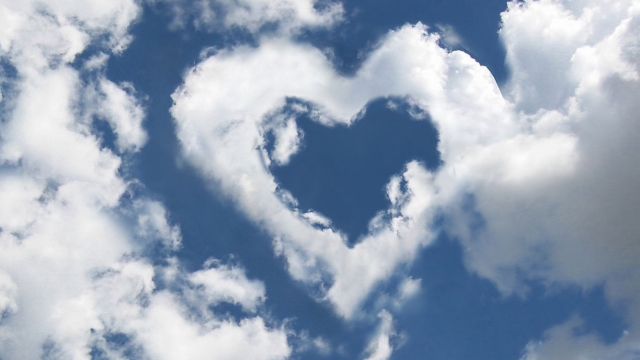 有把乒乓球台当饭桌的吗